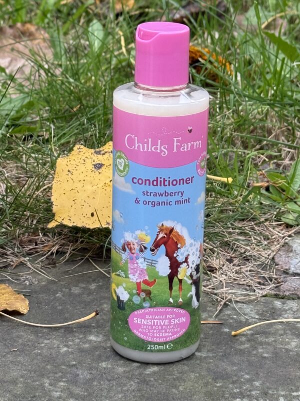 Childs Farm Conditioner Strawberry & Organic Mint 250ml