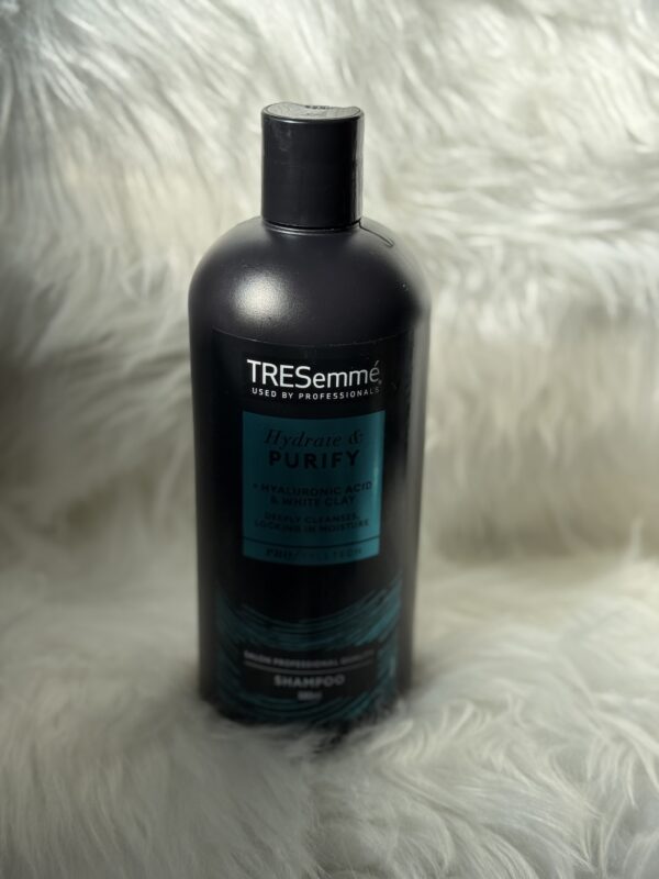 TRESemme Hydrate & Purify Shampoo 680ml