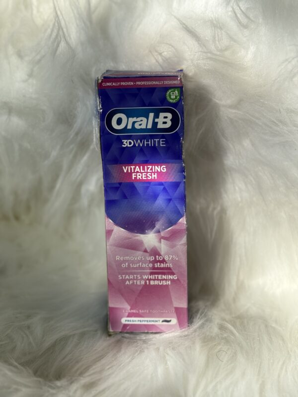 Oral B 3D White Vitalizing Fresh Toothpaste 75ml