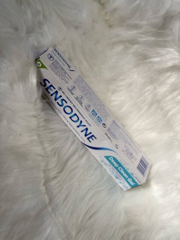 Sensodyne Sensitive Toothpaste Daily Care Deep Clean Gel 75ml - Image 2