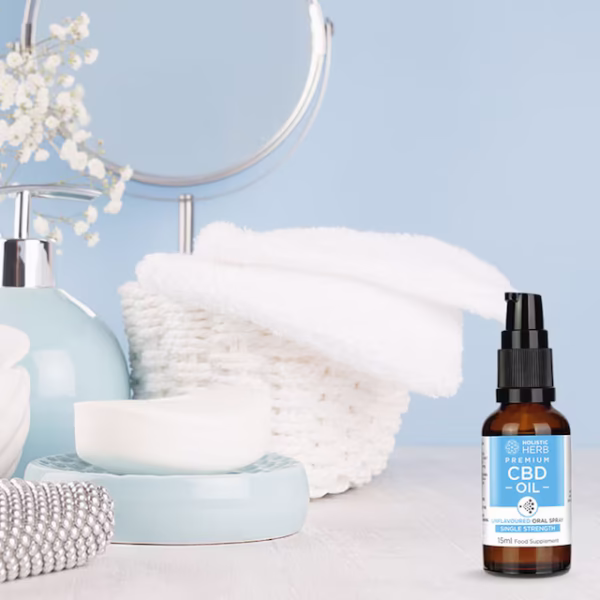 Holistic Herb Premium CBD Oral Spray Single Strength 15ml Unflavoured - Image 3