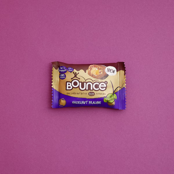 Bounce Dipped Chocolate Hazelnut Praline Plant Protein Ball 40g - Image 3