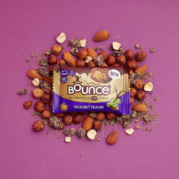 Bounce Dipped Chocolate Hazelnut Praline Plant Protein Ball 40g - Image 4