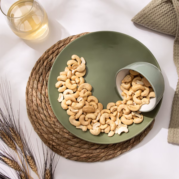 Holland & Barrett Organic Cashew Nuts 200g - Image 4