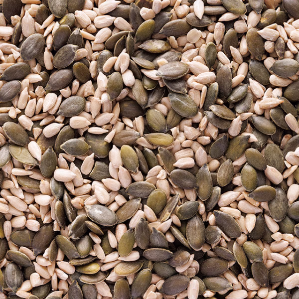 Holland & Barrett Pumpkin & Sunflower Seed Mix 500g - Image 2